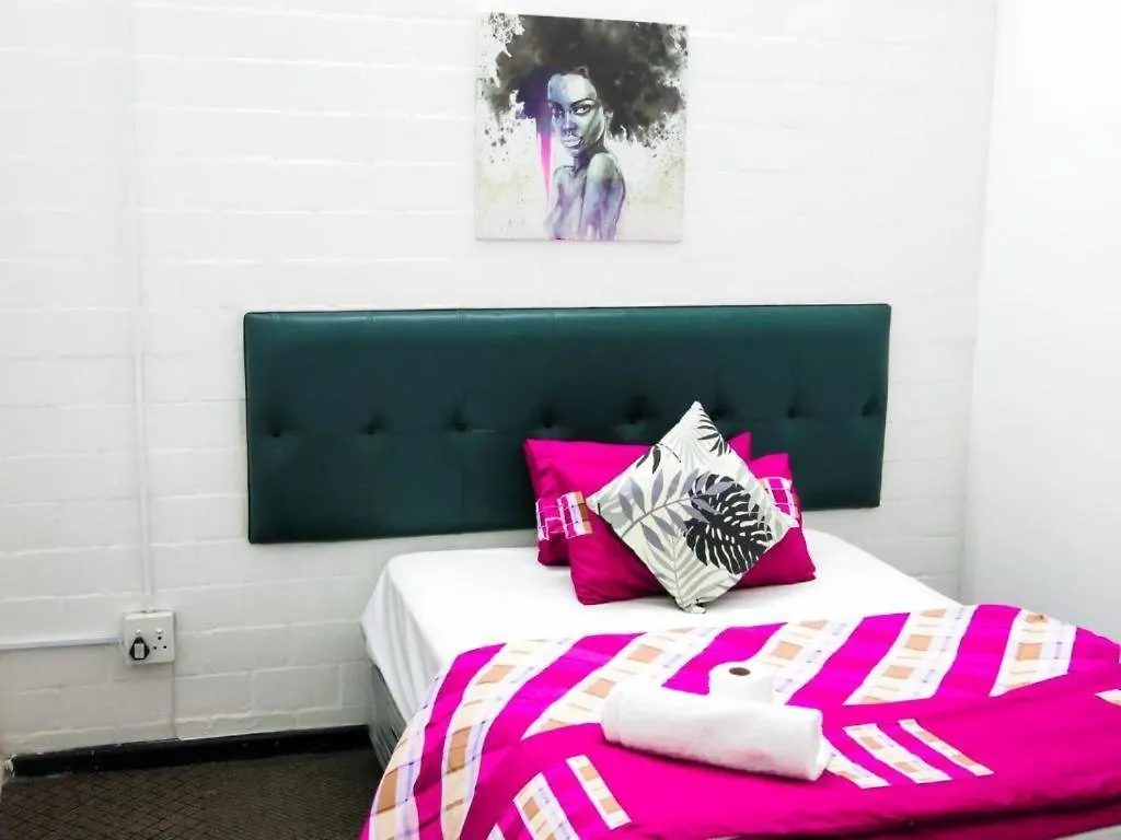 33 Goulborn Street Goodwood Hotel Cape Town Guest house